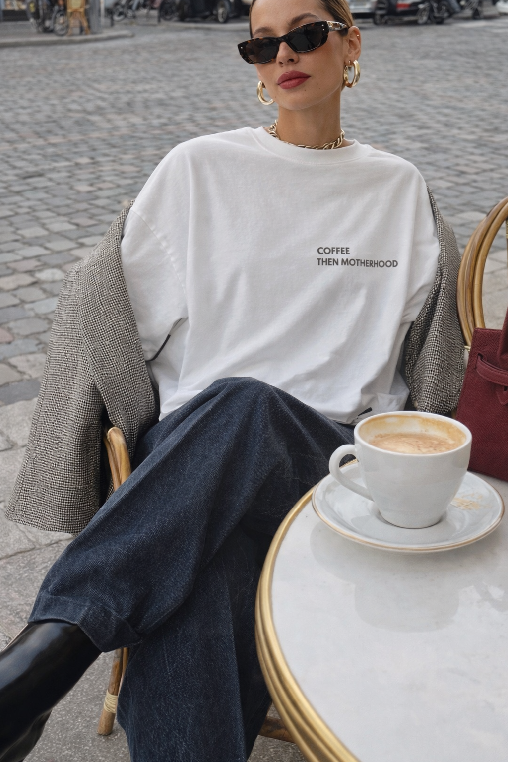 COFFEE THEN MOTHERHOOD Oversized t-shirt